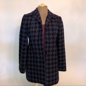 Blue and black houndstooth peacoat